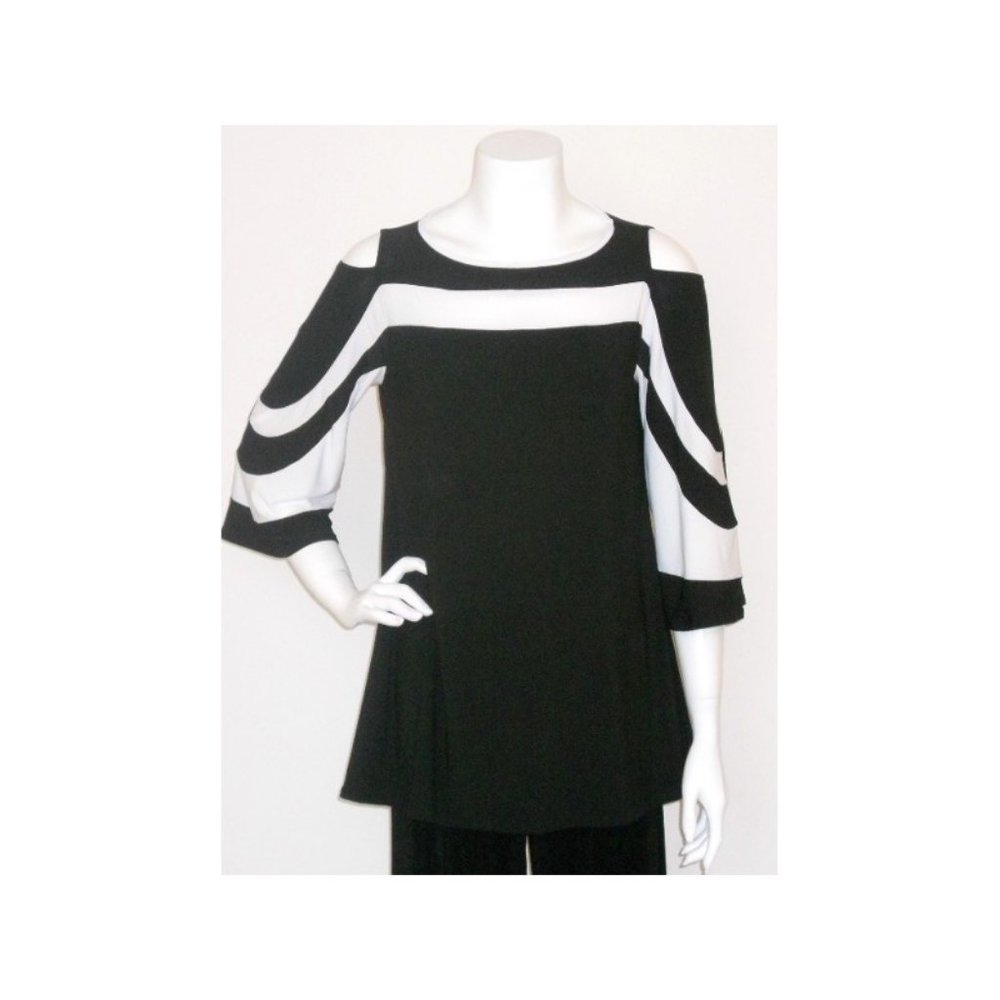 NWT Come and See Black/White Cold Shoulder Tunic